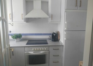 Private kitchen - Precioso apartamento frente al mar en la mejor playa de España (Chiclana de la Frontera)