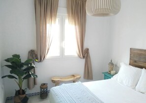 Iron/ironing board, WiFi, bed sheets - Precioso apartamento frente al mar en la mejor playa de España (Chiclana de la Frontera)