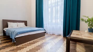 Classic Apartment | Iron/ironing board, free WiFi