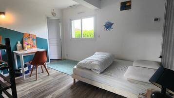 Fer et planche Ă repasser, Wi-Fi gratuit