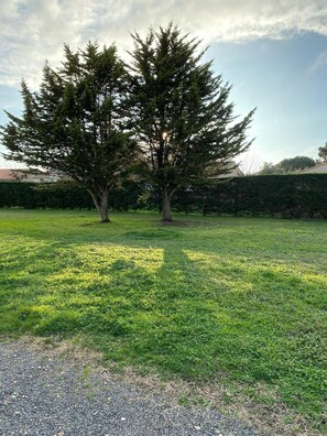 Property grounds - Vent de Mer, An iodine-filled interlude in Bretignolles-sur-Mer (Bretignolles-sur-Mer)