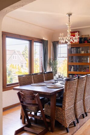 Dining - Charming Magnolia Tudor - Spacious 4BR + Views (Seattle)