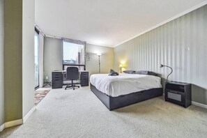 1 bedroom, WiFi, bed sheets - Central Belltown Hotspot (Seattle)