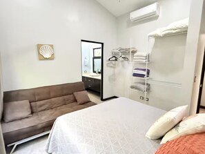 4 Schlafzimmer, Bügeleisen/Bügelbrett, WLAN, Bettwäsche