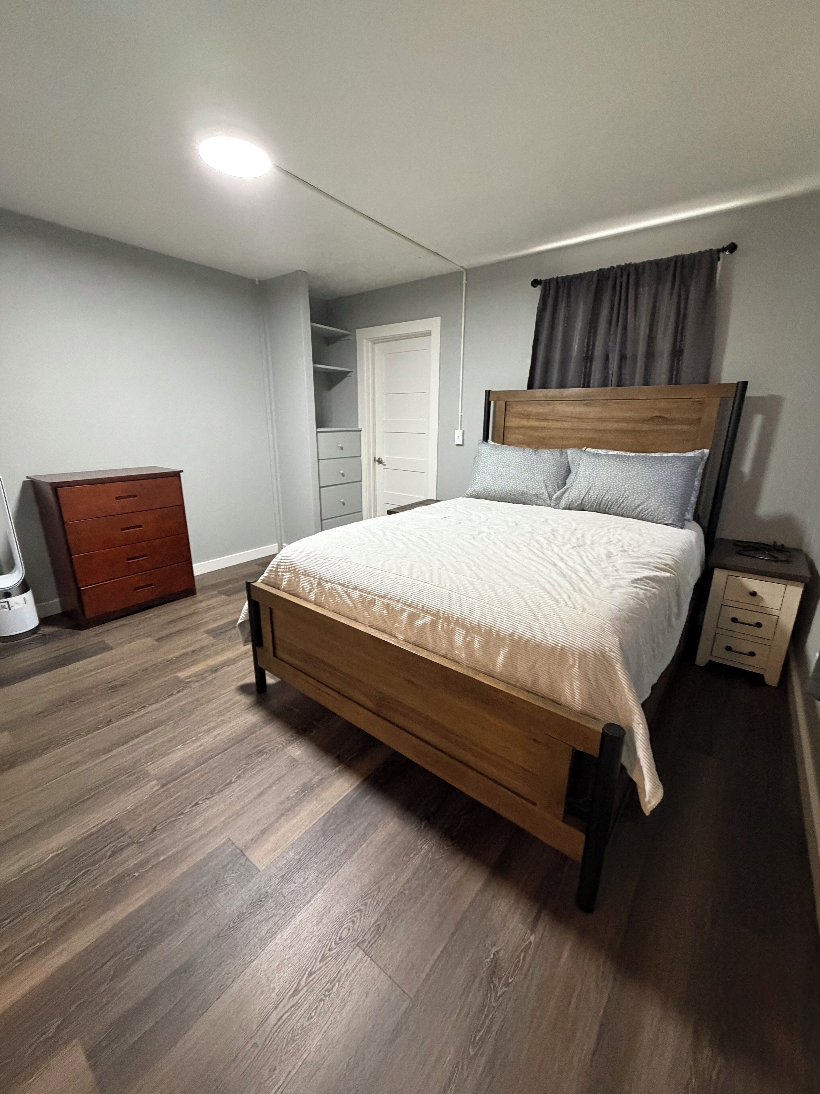 Internet, bed sheets