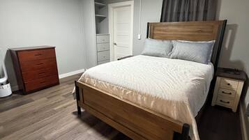 Internet, bed sheets