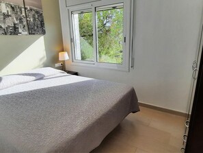 4 bedrooms