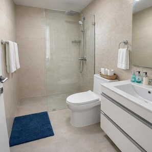 Shower, hair dryer, towels, soap - Beachfront 2bedRm 2Bath Apt G1-3 PlayaNuevaRomana w/Pool,JacuziSpa,GolfTenis,Gym (Playa Nueva Romana)