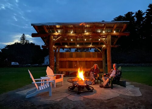 Apple Orchard & Forest Retreat with Woodland Pond