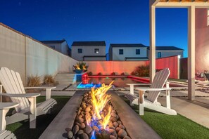 Terrace/patio - Shadow Stone | Private Pool & Spa | 16+ Guests! (Hurricane)