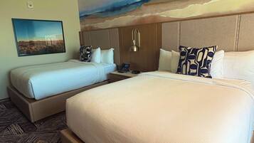 Dobbeltrom – standard, ørkenutsikt | Safe på rommet, blendingsgardiner og strykejern/-brett