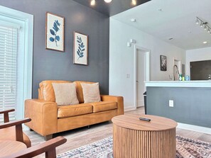 Interior - Old Fourth Ward Urban Escape 1B1B (Atlanta)