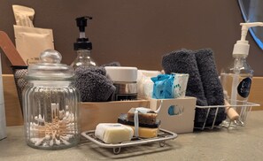 Unclassified image, 4 of 7, button