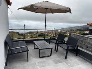 Hiking & Ocean | Blick vom Balkon