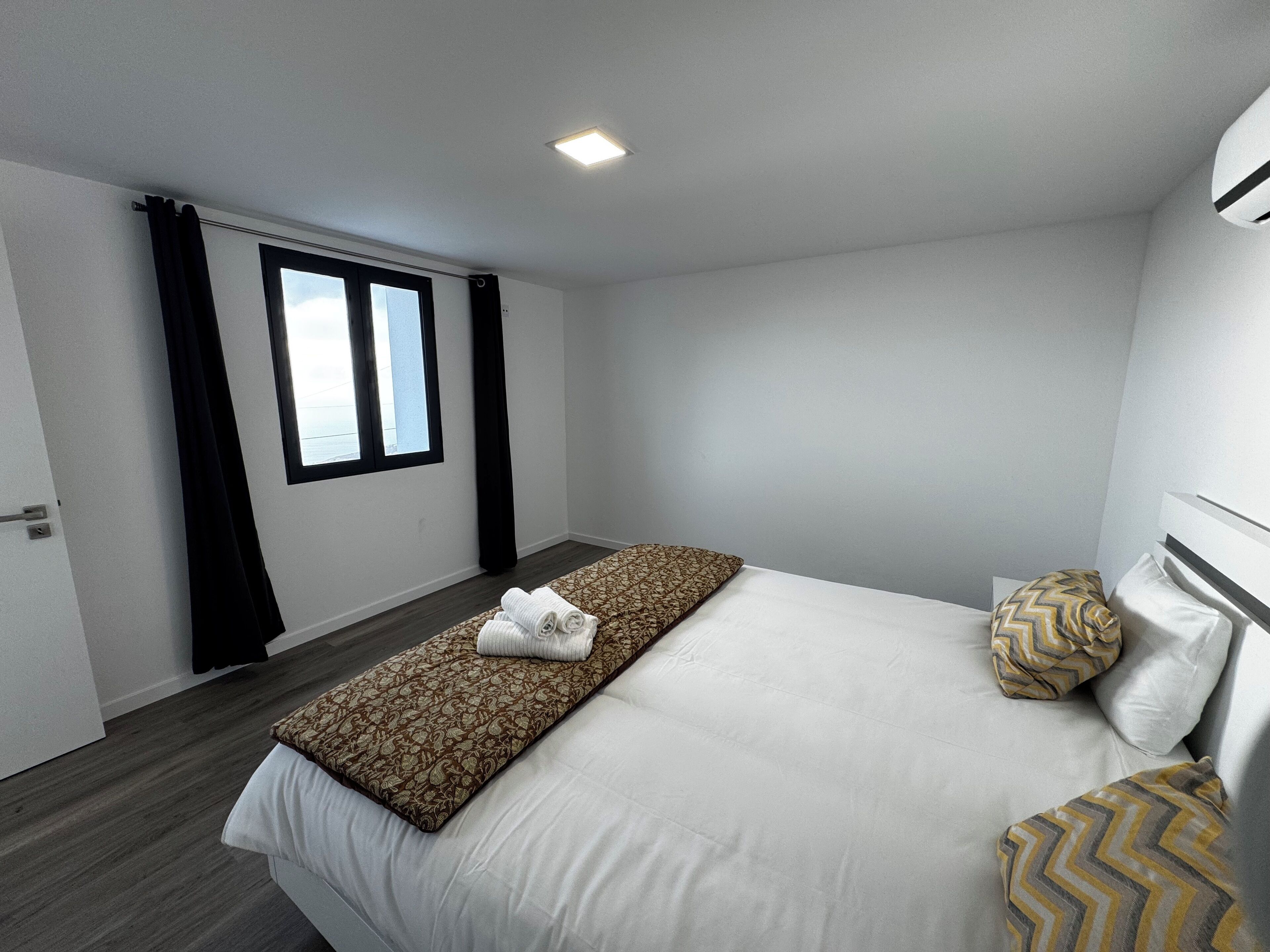 Deluxe Chalet, Ocean View | Desk, laptop workspace, blackout curtains, soundproofing