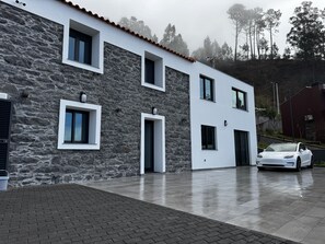 View from property - Hiking & Ocean (Calheta)