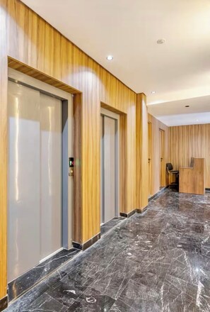 Interior - Cosy Central Terrace Studio | Maarif -Near Twin Center (Dar-el-Beida)