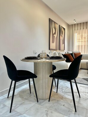 Dining - Cosy Central Terrace Studio | Maarif -Near Twin Center (Dar-el-Beida)