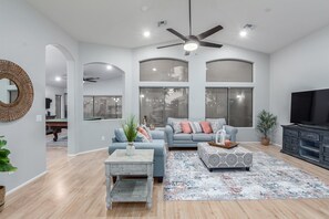 Interior - 165th Goodyear (Goodyear)