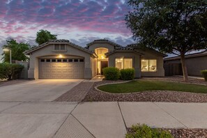 Interior - 165th Goodyear (Goodyear)