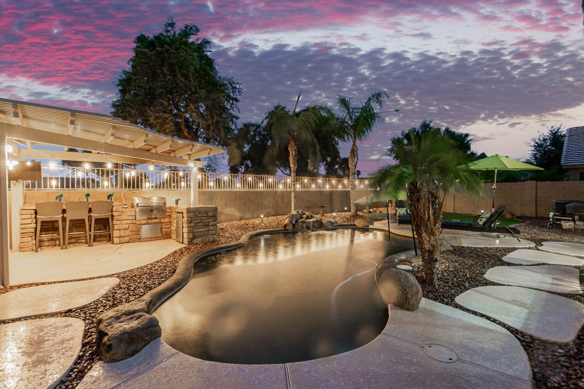 المنشأة من الداخل