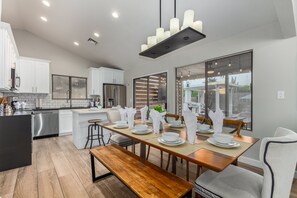 House (3 Bedrooms) | Interior - 110th Scottsdale (Scottsdale)
