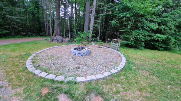 Interior - 157sl Peaceful Franconia Notch Forest Retreat Near Cannon Privacy, and Comfort! Pool gym Passes (Franconia)