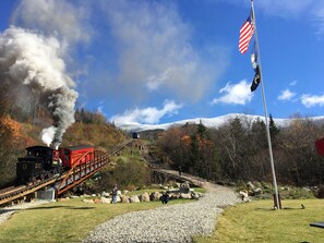 Interior - 157sl Peaceful Franconia Notch Forest Retreat Near Cannon Privacy, and Comfort! Pool gym Passes (Franconia)