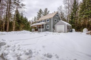 Interior - 157sl Peaceful Franconia Notch Forest Retreat Near Cannon Privacy, and Comfort! Pool gym Passes (Franconia)