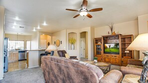 Interior - 120th Avondale (Avondale)