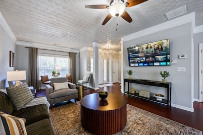 1431 Bay Overlook Dr, Woodstock