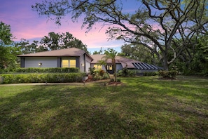 House (3 Bedrooms) | Interior - 1331 Normandy Cir (Palm Harbor)