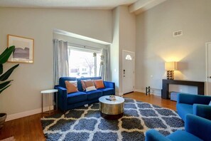 House (4 Bedrooms) | Interior - @ Marbella Lane - 4BR Home Away From Home Ldry (Fremont)