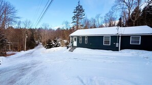 Exterior - Sandy Bay Hideaway|Lake Access|Trail Access (Greenville)