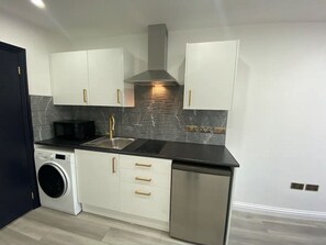 Private kitchen - Great Place in Northwood (Northwood)