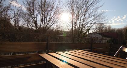 Large apartment for fitters Troisdorf | 100 sqm | up to 6 pers. | balcony | parking lot