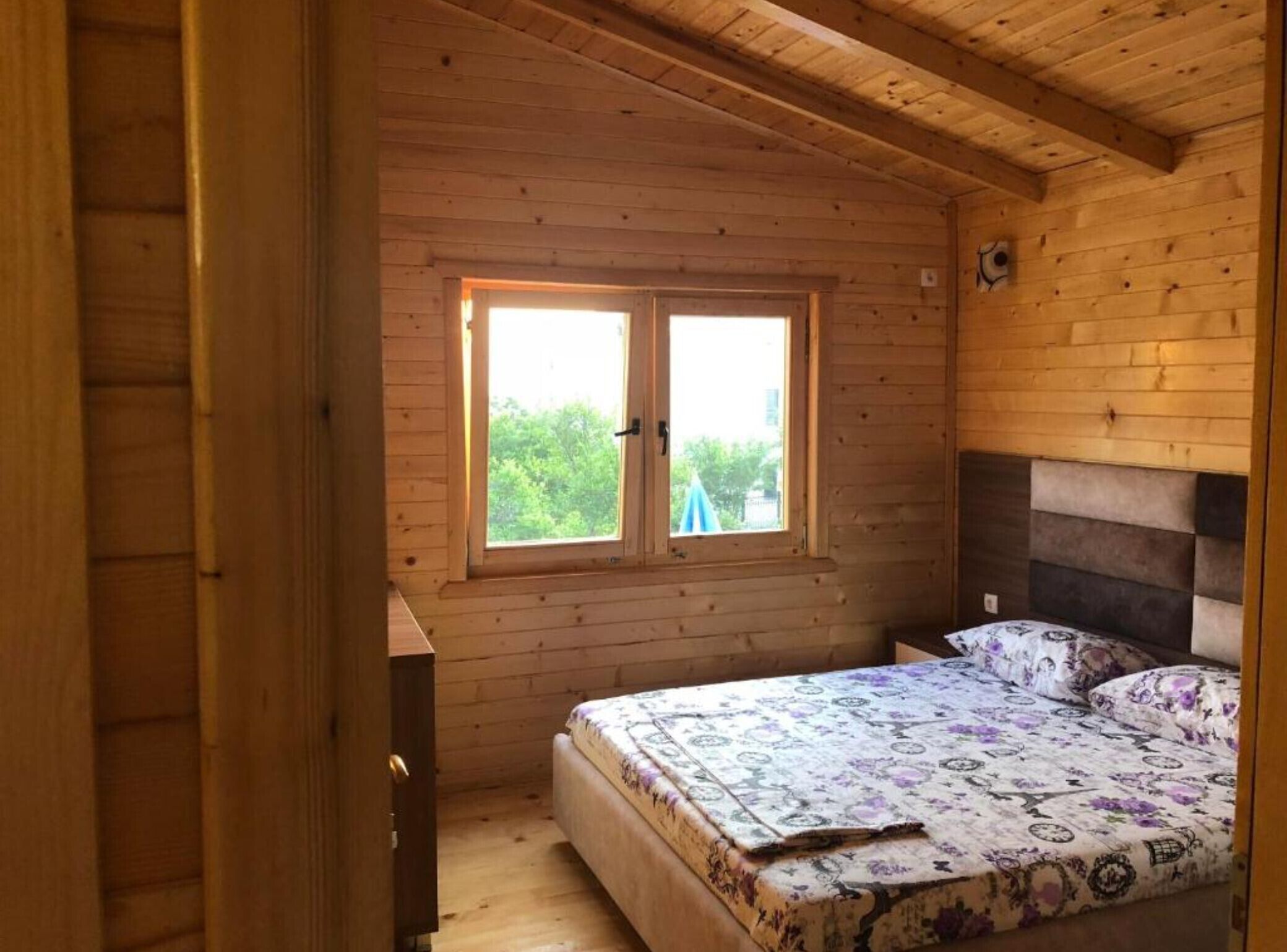 1 chambre, accès Internet, draps fournis