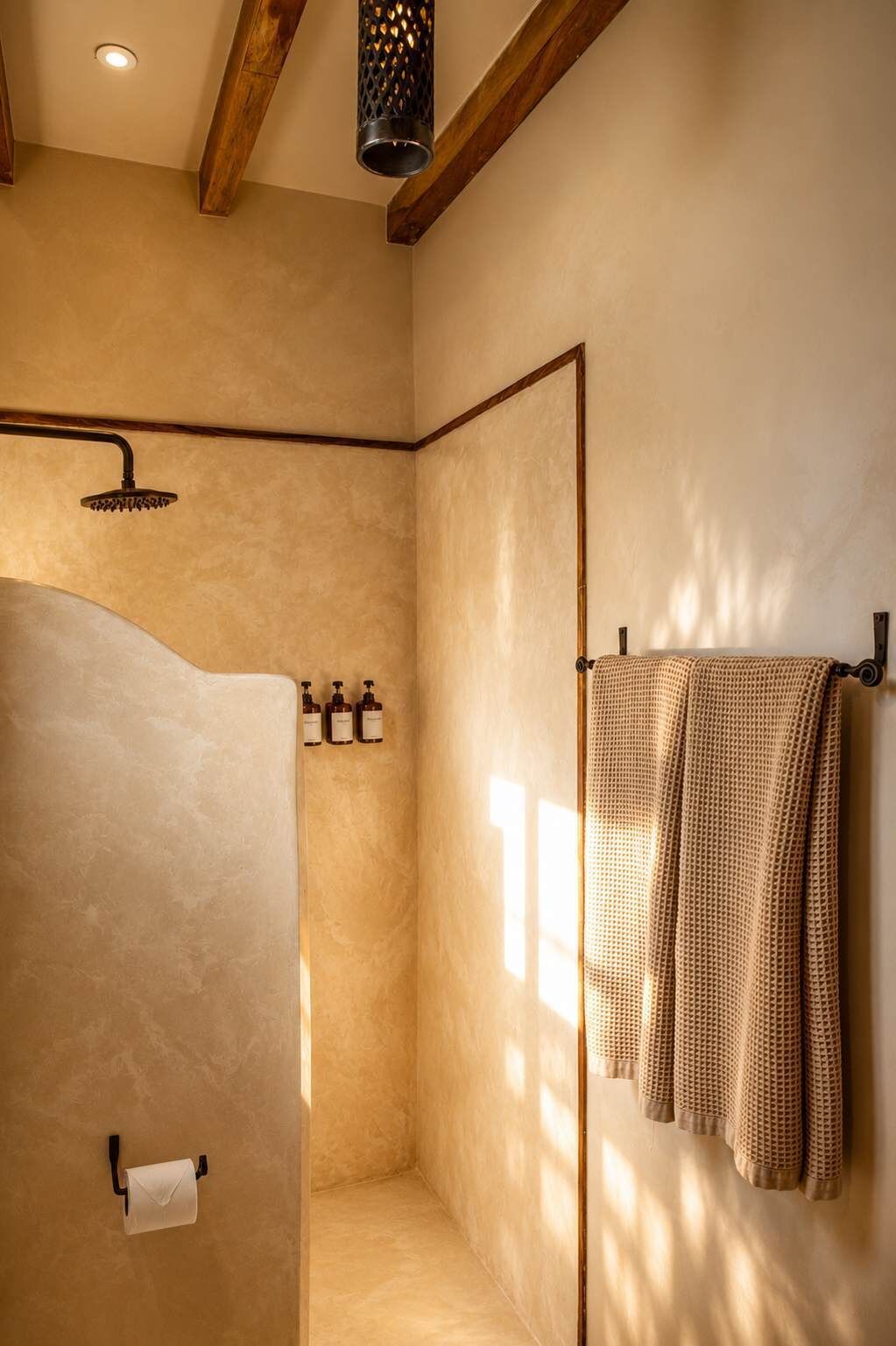 Dusche, Handtücher, Shampoo
