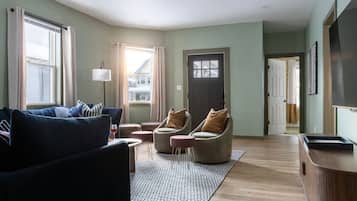 Téléviseur connecté, foyer