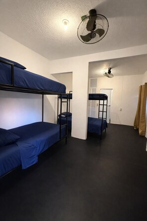 Dormitorio compartido | Wifi gratis