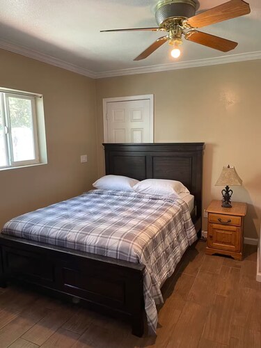 Diamond Studio Kitchen Private yard Swimming pool walk to Downtown PHX attraction