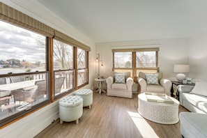 TV, fireplace - Private Beach, 3,000 Sq Ft: Murray Lake Retreat! (Lowell)