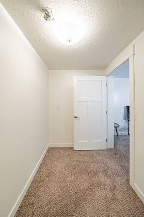 Interior - Gate City Guesthouse Entire Triplex (Pocatello)