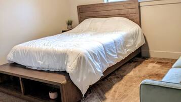 Desk, iron/ironing board, travel crib, WiFi