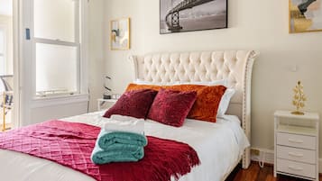 4 bedrooms, desk, iron/ironing board, free WiFi