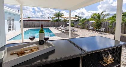 Sunshine Retreat! New! Sparkling Blue Pool And Spa