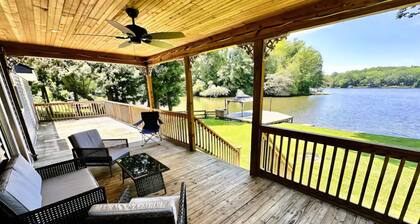 Magnolia Lakehouse- Lakefront Peaceful Property