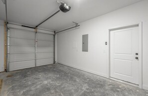 Interior - Modern 3-bedroom townhome with in Chattanooga (Chattanooga)