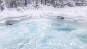 Baignoire à remous extérieure