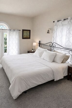 2 chambres, bureau, Wi-Fi gratuit, draps fournis